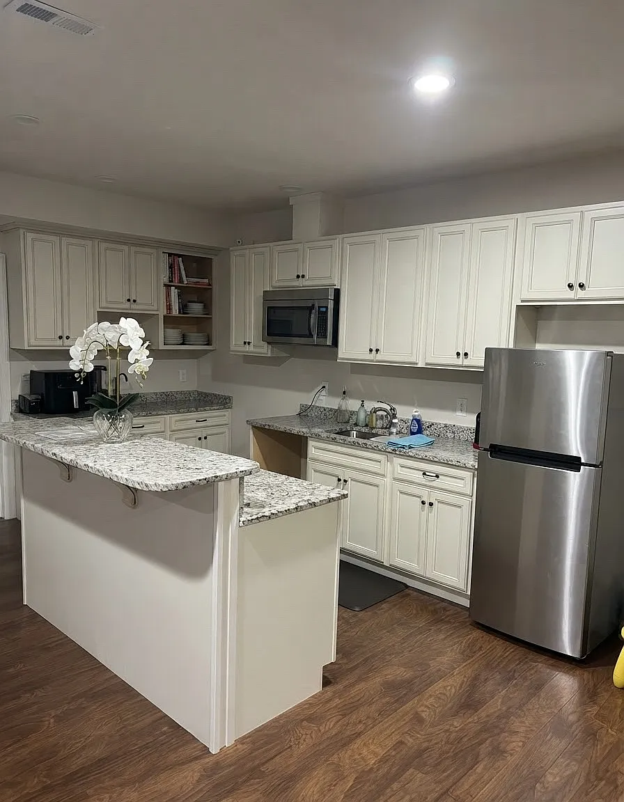 2 bed, 1.5 bath, 1750 sqft, $2,200 — Photo 4
