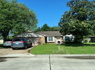 5524 Tanglebriar Dr, Dickinson, TX 77539