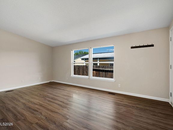 5th image of 615 Ruby Creek Ln