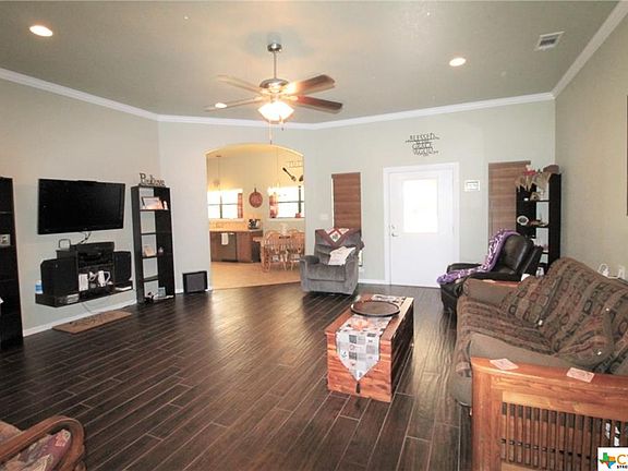 4th image of 1006 Kenney Dr