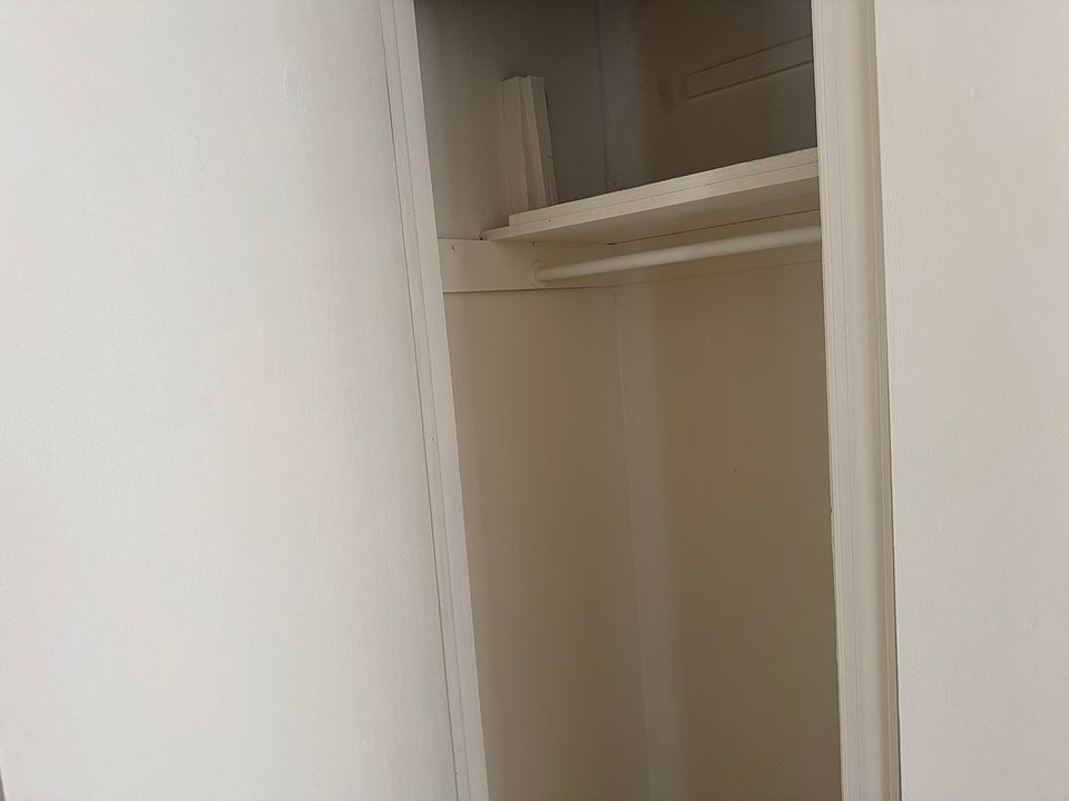 1st image of 175 Dongan St #1