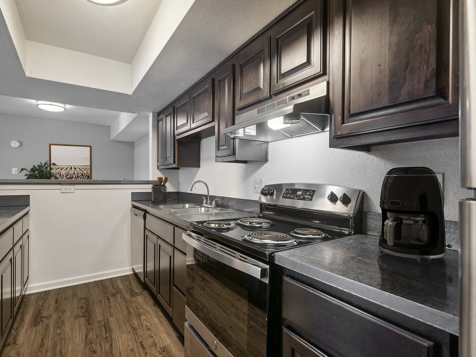 Candlewood — Photo 2