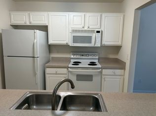 43287 Woodbridge Dr, Clinton Township, MI 48038