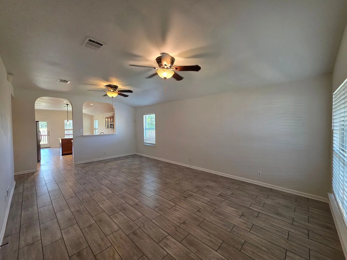 Home for rent — Photo 2