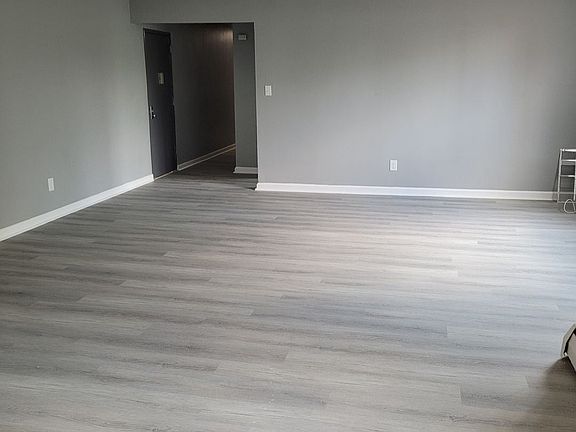 4th image of 7020 N Broad St #D8