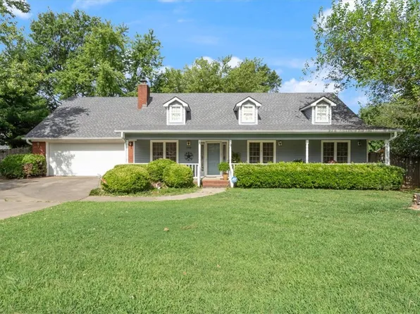 1300 Jennifer St, Springdale, AR 72762