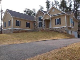 1st image of 49 Middlecreek Ct