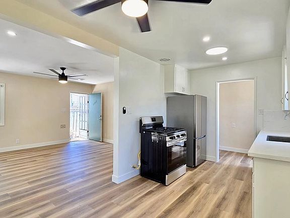 3rd image of 3241-45 S Pacific Ave #3245