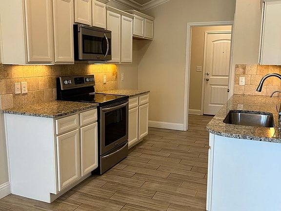 2nd image of 9312 Sagebrush Ave