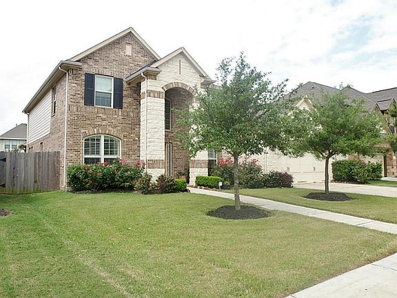 3rd image of 28007 Stoney Cloud Dr