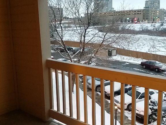 Private entry onto patio