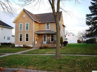 630 5th Ave SE, Dyersville, IA 52040