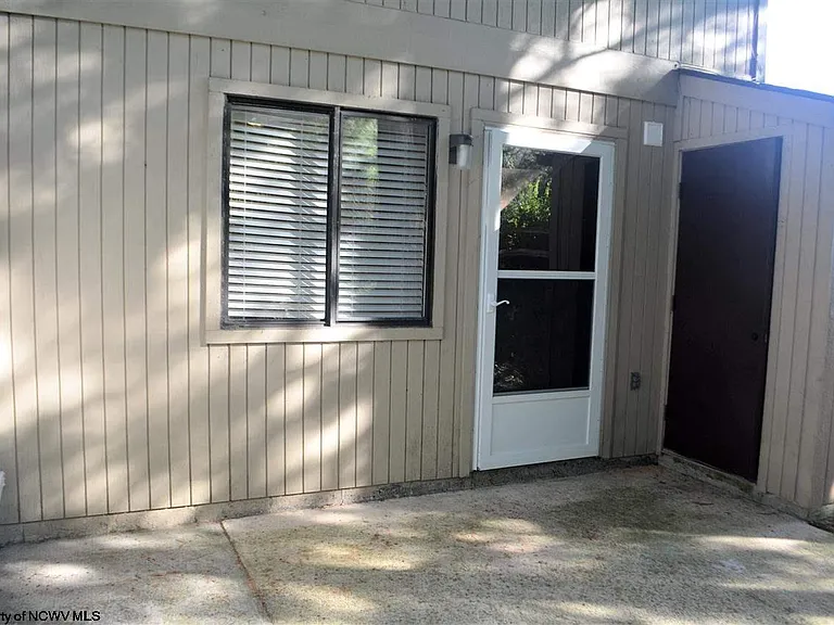 26 Pineview Dr — Photo 11