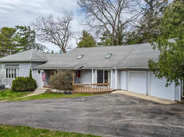 298 POND STREET, Amherst, WI 54406