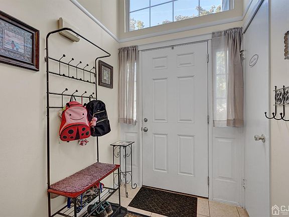 3rd image of 116 Bonnie Dr #1
