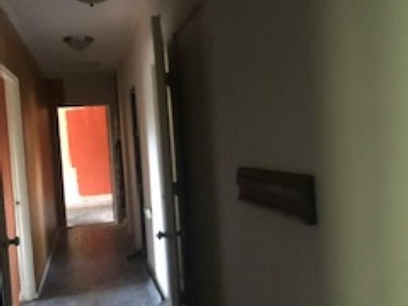4th image of 1506 Gladney Dr