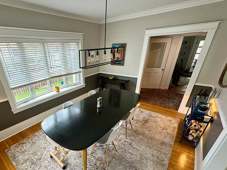 606 Harvard St — Photo 13
