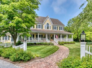 1100 Skunk Ln, Cutchogue, NY 11935