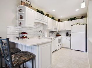 7561 Zinnia Way, Maple Grove, MN 55311