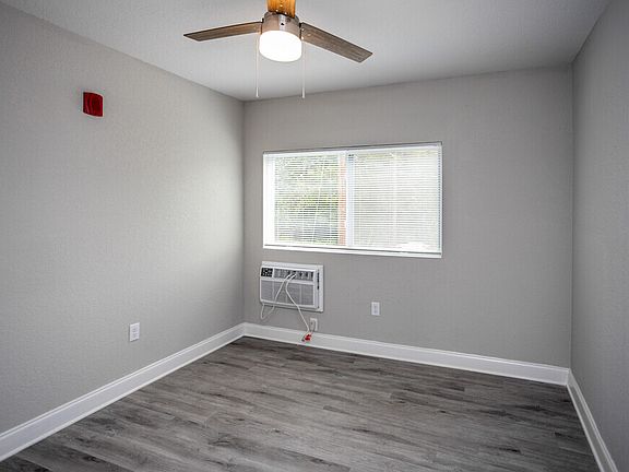 4th image of 2300 Davenport Rd #B