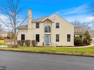 160 Monmouth Cir, Berwyn, PA 19312