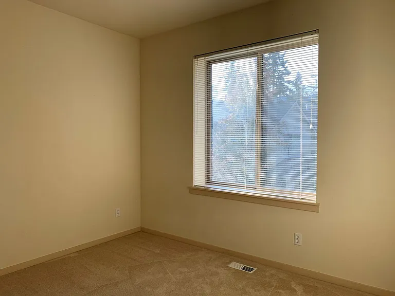 2116 NW Boulder Way Dr — Photo 10