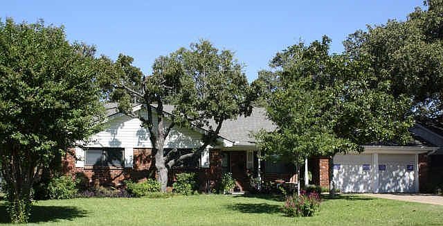 1st image of 1910 Kynette Dr
