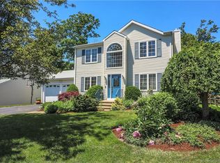 1 Lacey Ln #A, Norwalk, CT 06854