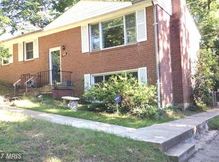 1 Arthur Dr E, Fort Washington, MD 20744