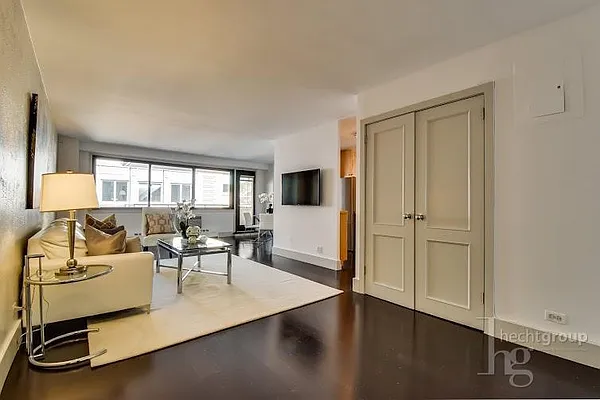 Sold by Hecht Group | media 16