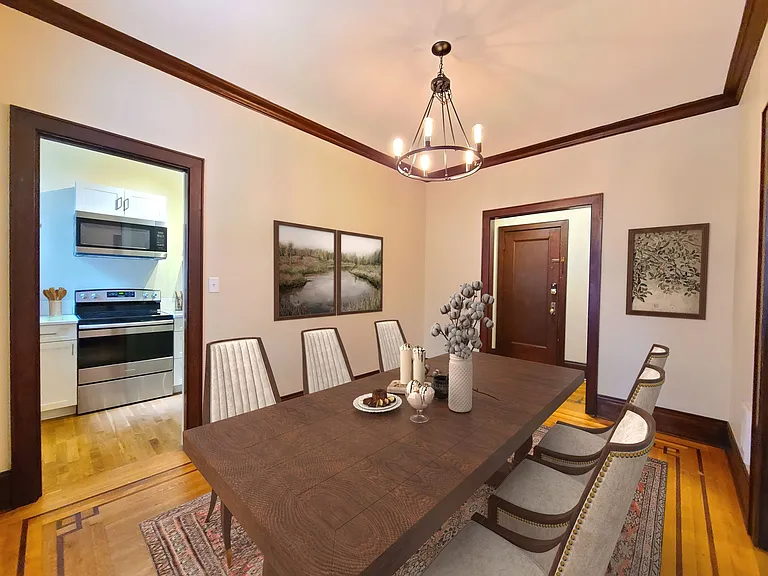 Knickerbocker Apartments — Photo 6