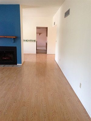 5th image of 1832 N Evelyn Ave