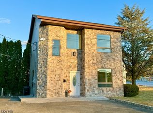 133 Ledgewood Ave, Netcong, NJ 07857