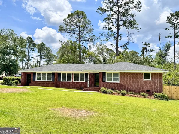 1201 Lakeview Dr, Valdosta, GA 31602