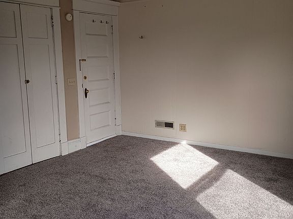 5th image of 318 Lincolnway E #7