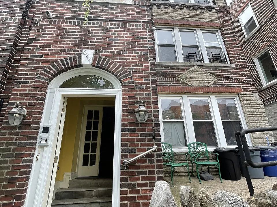 1st image of 644 W 207th St