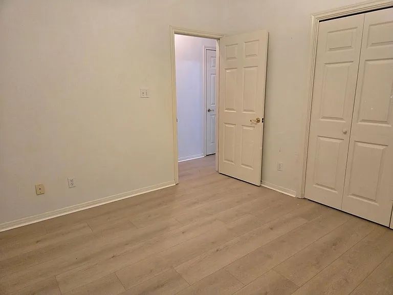 120 Hiwon Dr — Photo 25