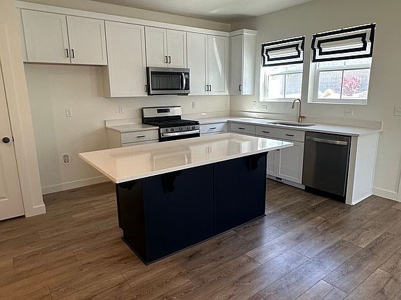 5th image of 9328 N Bartlett Ln