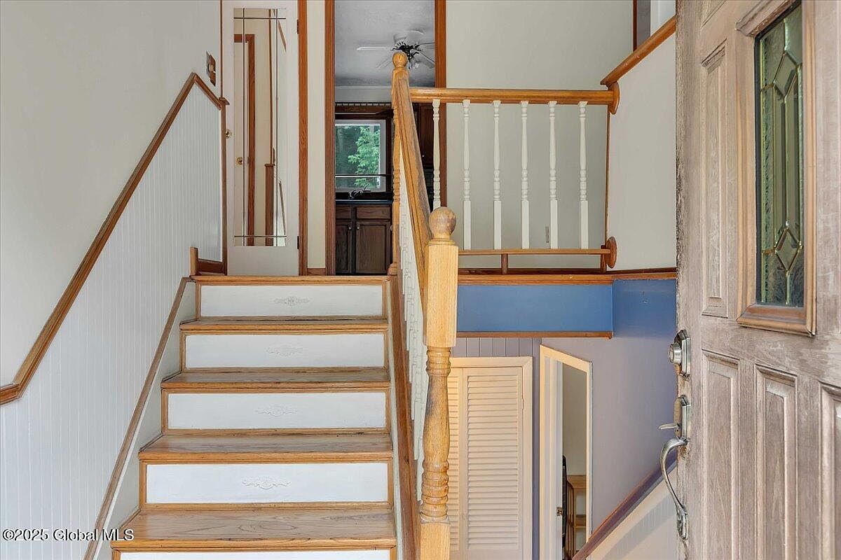 Property in a prime location with modern interiors