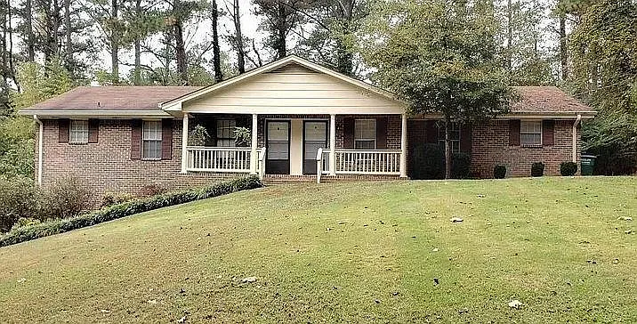 4911 Valley Dale Dr SW — Photo 1