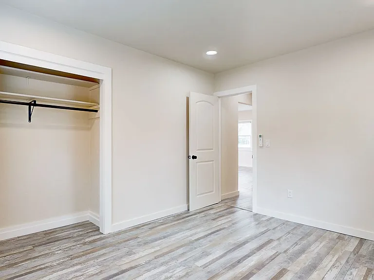 729 McConnell Ave — Photo 16