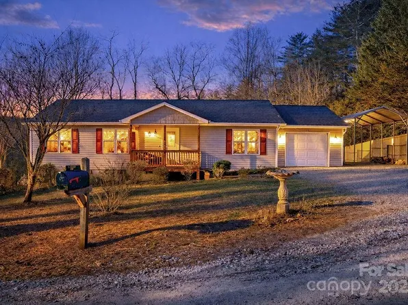 43 Redden Rd, Hendersonville, NC 28739
