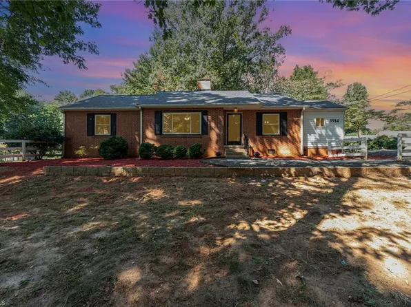 3914 Blumenthal Rd, Greensboro, NC 27406