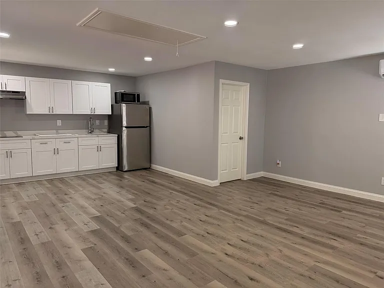 6846 Hertford Park Dr #2 — Photo 3