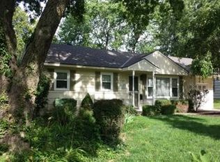 7138 Craig St, Overland Park, KS 66204