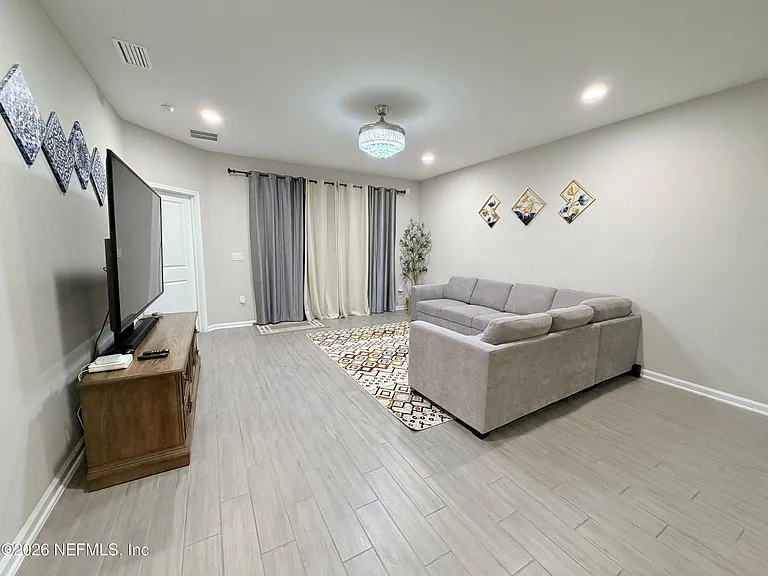 70 Golden Fern Dr — Photo 43