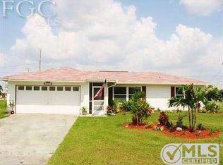 2945 SW 6th Pl, Cape Coral, FL 33914