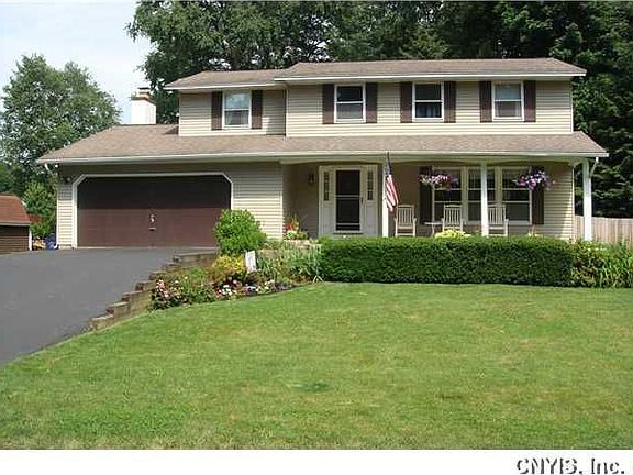 2nd image of 4038 Pawnee Dr