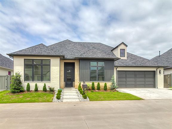5th image of 16413 Burgundy East Dr