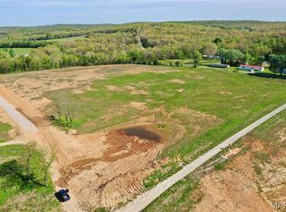 1 Jackal Rd, Potosi, MO 63664